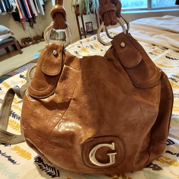 Guess handbag - Picture 4 of 8